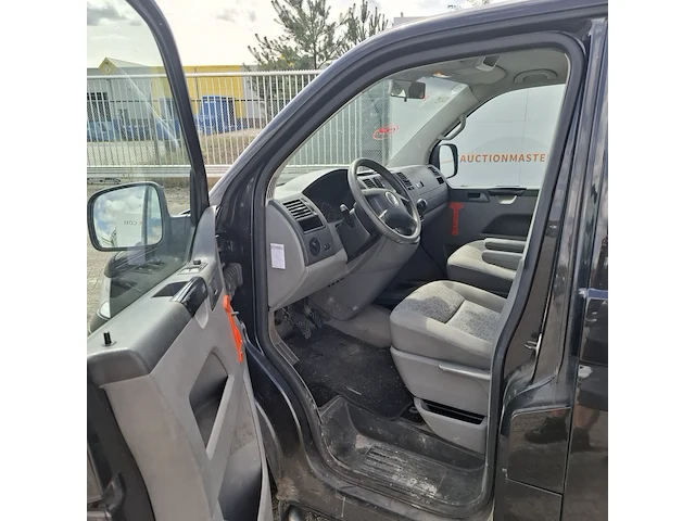 Bedrijfswagen volkswagen, transporter 2.5 tdi 300, bouwjaar 2005 - afbeelding 2 van  69