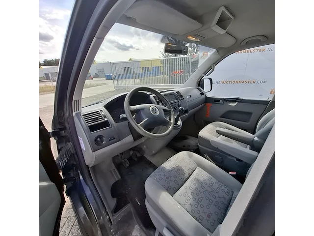 Bedrijfswagen volkswagen, transporter 2.5 tdi 300, bouwjaar 2005 - afbeelding 6 van  69