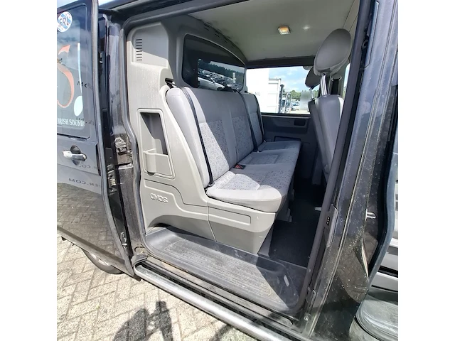 Bedrijfswagen volkswagen, transporter 2.5 tdi 300, bouwjaar 2005 - afbeelding 24 van  69