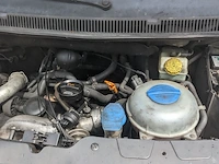 Bedrijfswagen volkswagen, transporter 2.5 tdi 340, bouwjaar 2006 - afbeelding 24 van  53