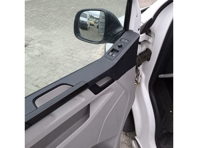 Bedrijfswagen, volkswagen, transporter 7hc - afbeelding 11 van  43
