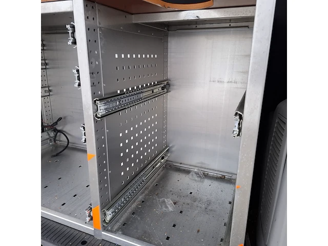 Bedrijfswagen, volkswagen, transporter 7hc - afbeelding 24 van  43