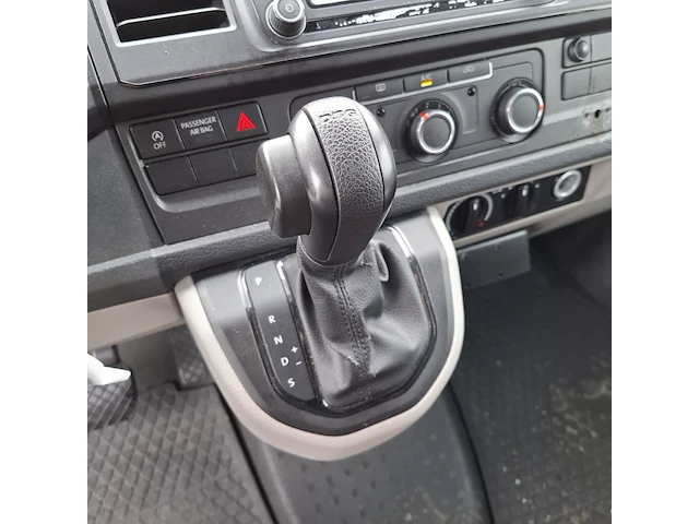 Bedrijfswagen, volkswagen, transporter 7hc - afbeelding 19 van  46