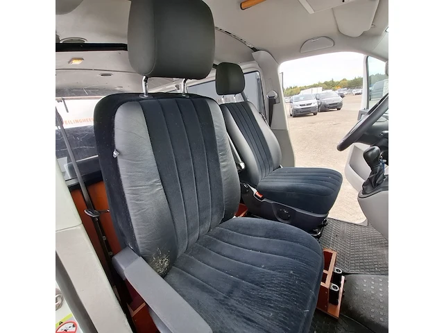 Bedrijfswagen, volkswagen, transporter 7hc - afbeelding 33 van  46