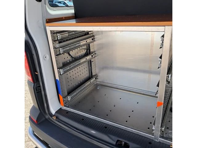 Bedrijfswagen volkswagen, transporter kombi, bouwjaar 2017 - afbeelding 4 van  70