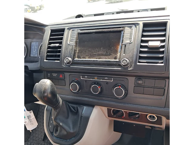 Bedrijfswagen volkswagen, transporter kombi, bouwjaar 2017 - afbeelding 14 van  70