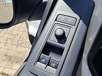 Bedrijfswagen volkswagen, transporter kombi, bouwjaar 2017 - afbeelding 16 van  70