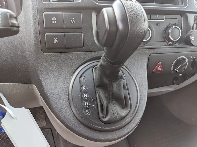 Bedrijfswagen, volkswagen, transporter - afbeelding 11 van  53