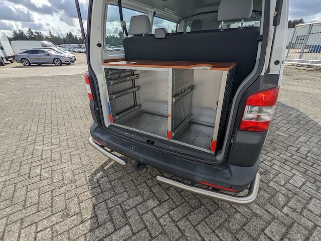 Bedrijfswagen, volkswagen, transporter - afbeelding 21 van  53