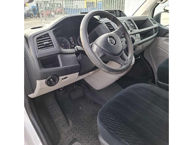 Bedrijfswagen, volkswagen, transporter - afbeelding 21 van  114