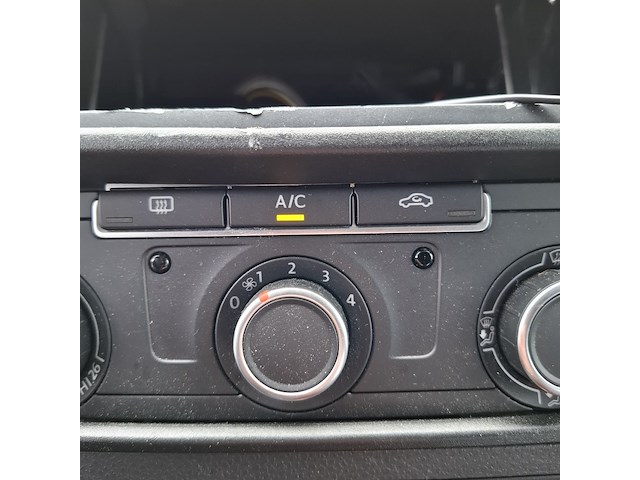 Bedrijfswagen, volkswagen, transporter - afbeelding 10 van  41