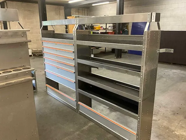 Bedrijfswageninrichting - afbeelding 1 van  9