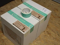 Bedrukte tape in twee dozen. - afbeelding 1 van  2