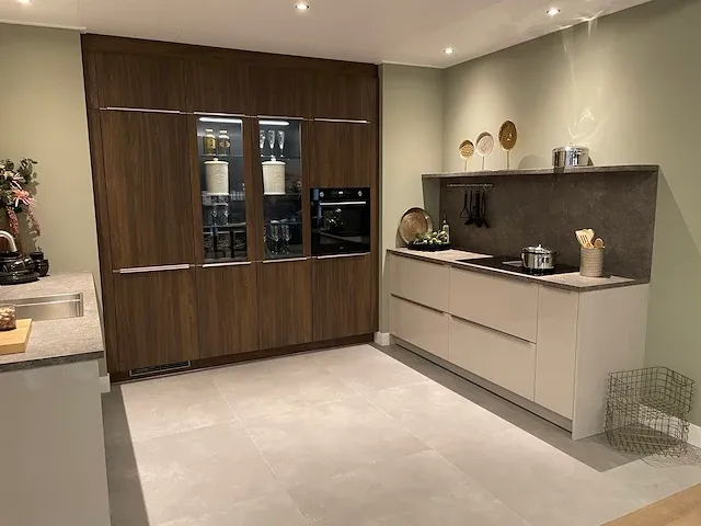 Beeck - showroomkeuken - afbeelding 31 van  36