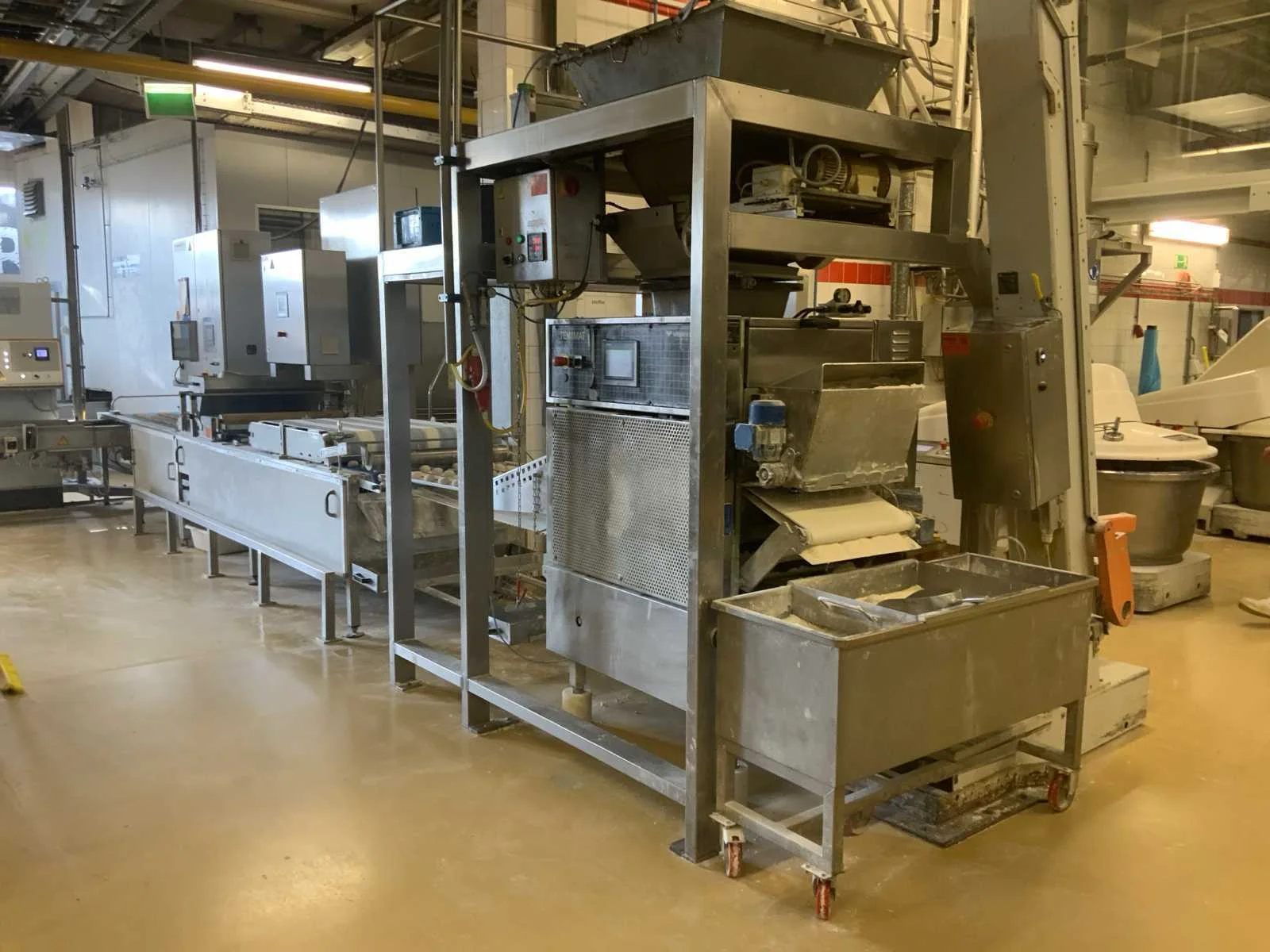 Beëindiging industriële bakkerij smithuis bv met machines uit de nederlandse bakkerijindustrie
