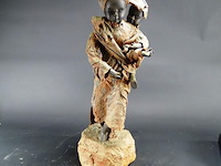 Beeld afrikaanse moeder met kind - afbeelding 1 van  5