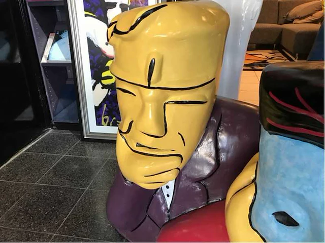 Beeld herman brood “zien horen zwijgen xxl” - afbeelding 7 van  8