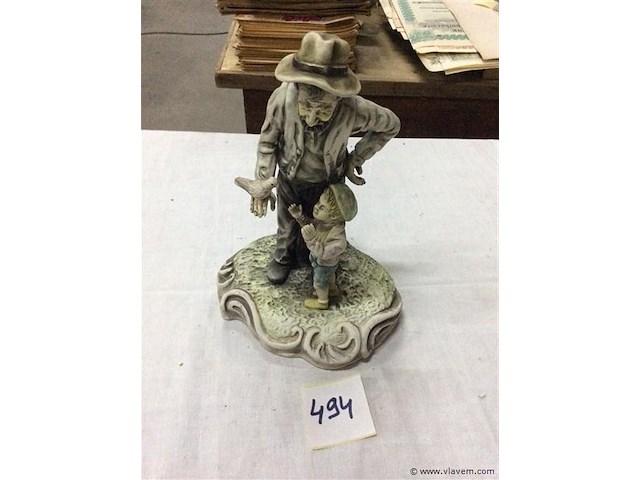 Beeld man met kind - afbeelding 1 van  2