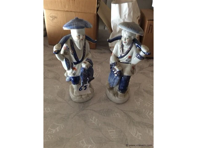 Beeldjes 2stuks ( chinees ) - afbeelding 1 van  3
