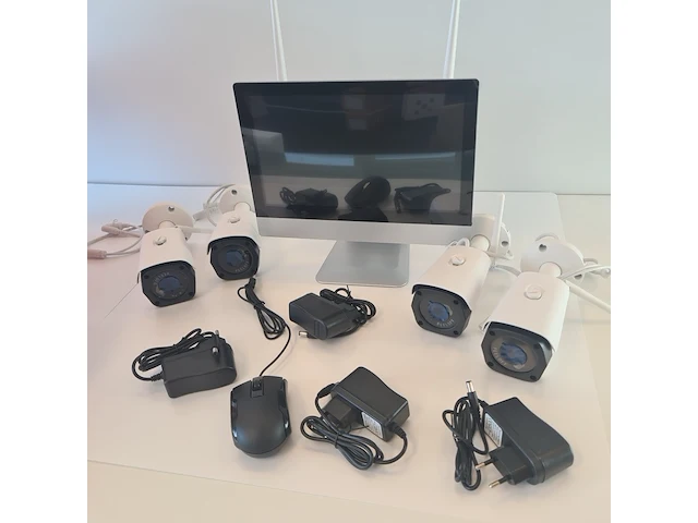 Beeldscherm met 4 kanalen nvr en 4x 5mp ip-camera herospeed - afbeelding 1 van  7