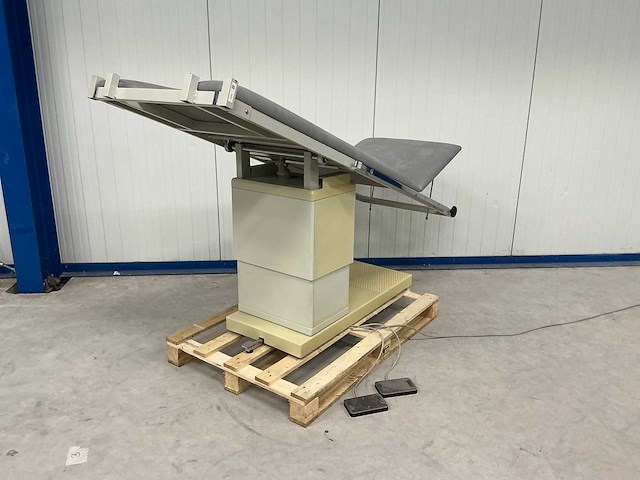 Behandelbank - afbeelding 1 van  5