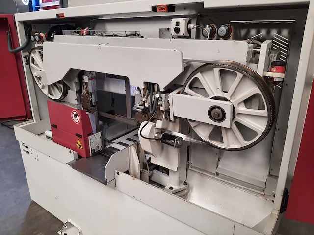 Behringer - 2013 - hbe 261 a - cnc-bandzaagmachine - afbeelding 3 van  11