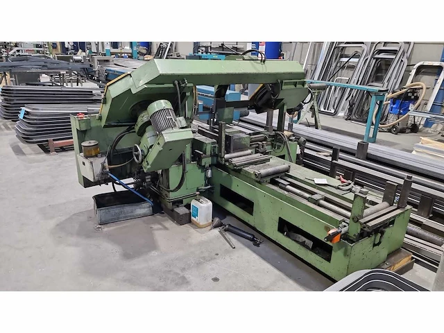 Behringer - hbp 320 a - cnc-bandzaagmachine - afbeelding 3 van  4