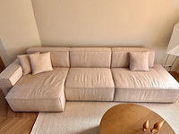 Beige elementen bank in rechtse opstelling, 2025 - afbeelding 2 van  12