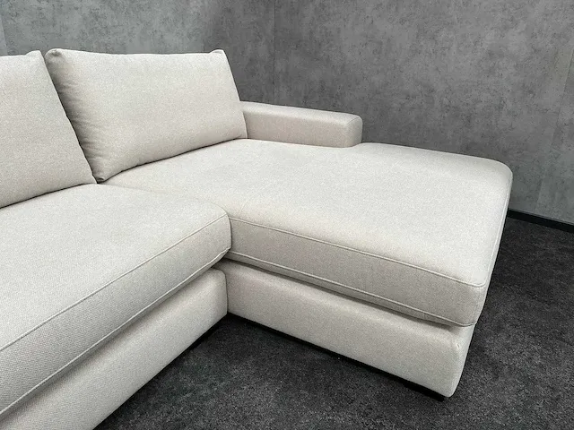 Beige hoekbank met chaise longue - ongebruikt - luxe stof - afbeelding 17 van  27