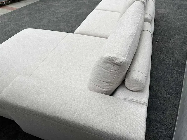Beige hoekbank met chaise longue - ongebruikt - luxe stof - afbeelding 18 van  27