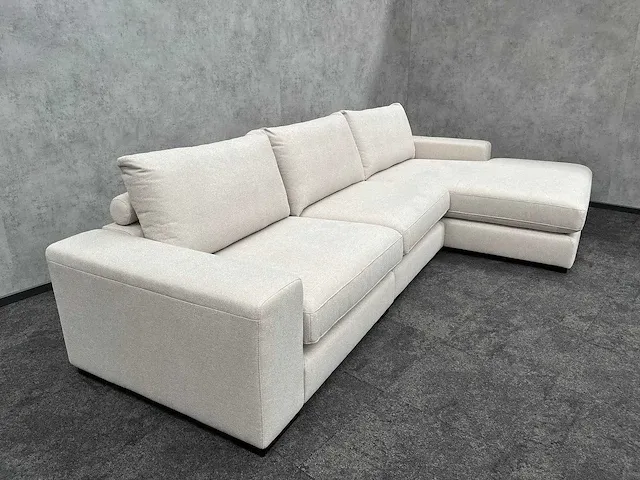 Beige hoekbank met chaise longue - ongebruikt - luxe stof - afbeelding 2 van  27