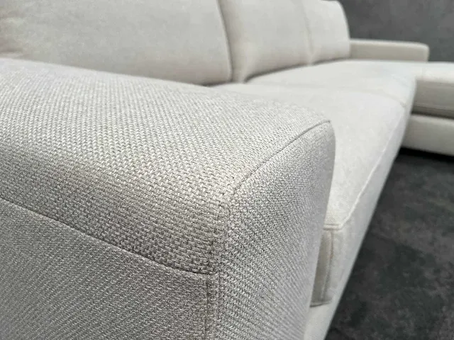 Beige hoekbank met chaise longue - ongebruikt - luxe stof - afbeelding 4 van  27