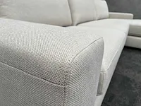 Beige hoekbank met chaise longue - ongebruikt - luxe stof - afbeelding 4 van  27