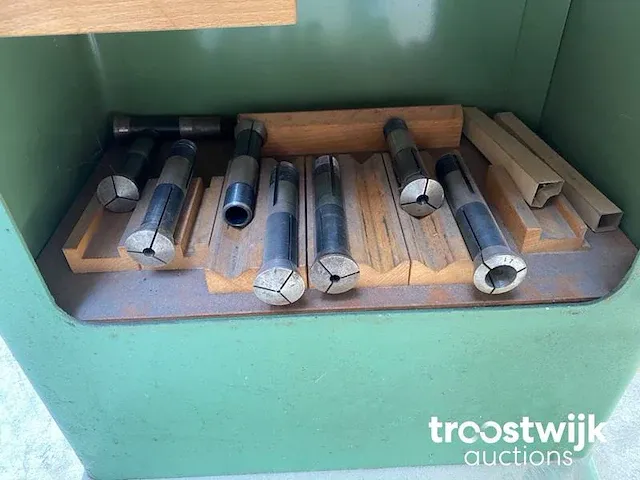 Beitelslijpmachine - afbeelding 5 van  13