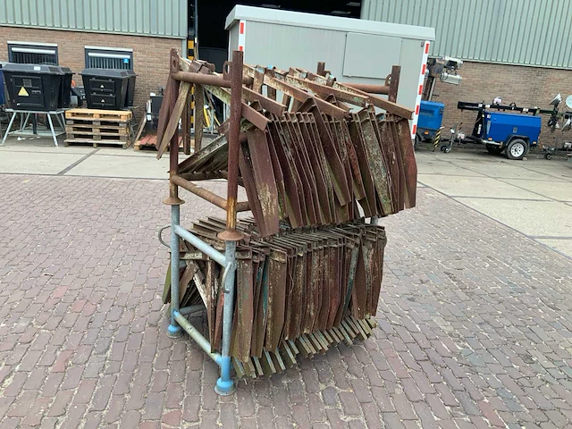 Bekistingsklemmen (80x) - afbeelding 2 van  2