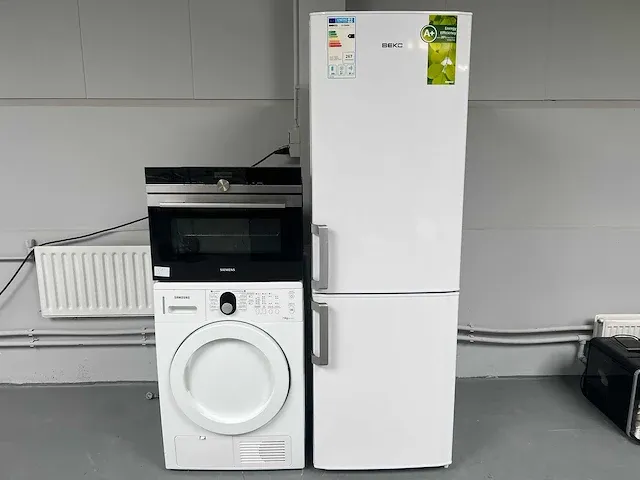 Beko - combinatiekavel koelkast+ oven inbouw+ droger - afbeelding 1 van  16