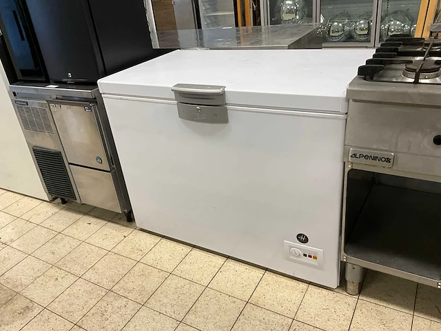 Beko hsa 32520 vrieskist - afbeelding 1 van  8
