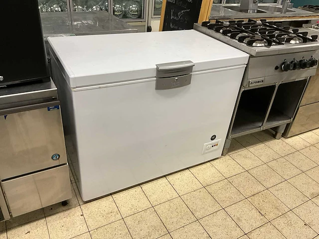 Beko hsa 32520 vrieskist - afbeelding 2 van  8