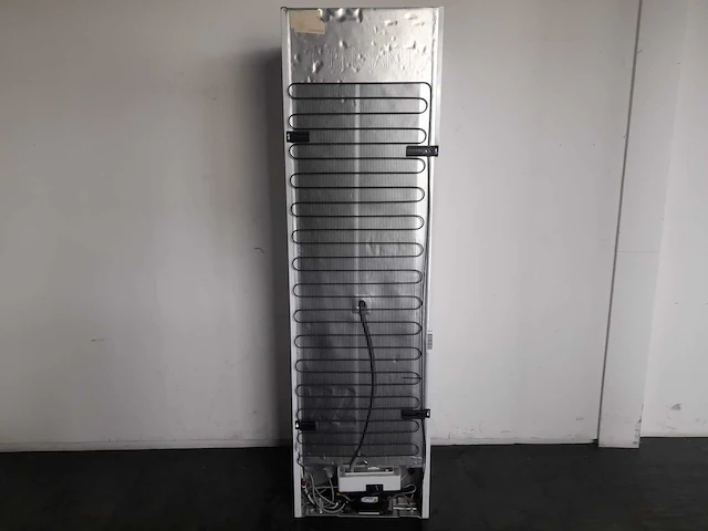 Beko k54306heb koel-vriescombinatie - afbeelding 3 van  5