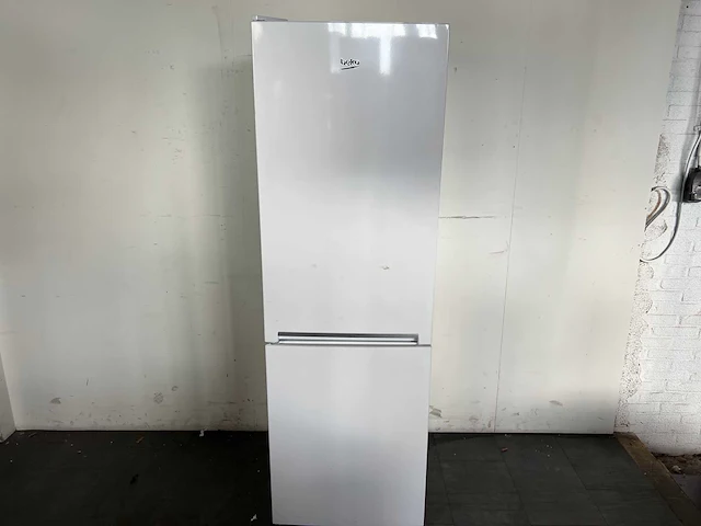 Beko rcna366k40wn vrijstaande dubbeldeurs koelkast - afbeelding 2 van  5