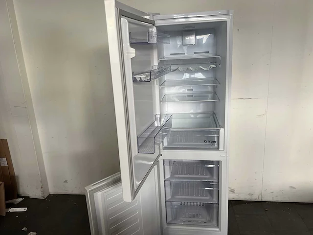 Beko rcna366k40wn vrijstaande dubbeldeurs koelkast - afbeelding 3 van  5