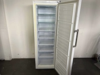 Beko rfne312e23w - vriezer - afbeelding 3 van  5