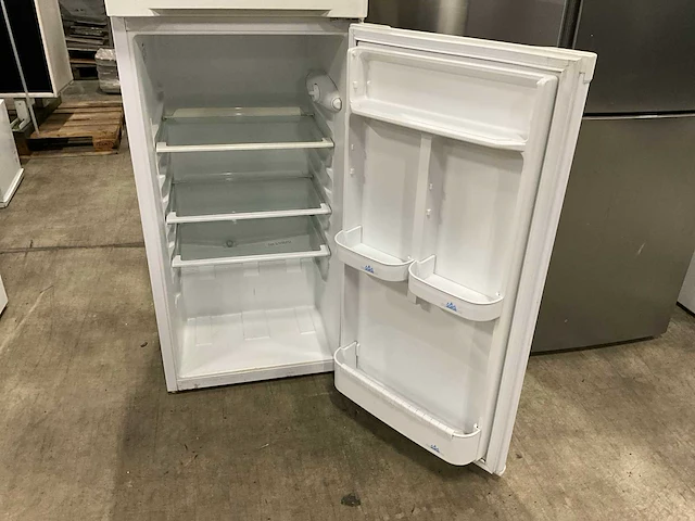Beko rrn2260a koelvries combinatie - afbeelding 3 van  5