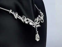 Belangrijk collier met een grote peer vorm diamant van 3.50 carat en natuurlijke diamanten - afbeelding 3 van  9