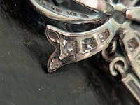 Belangrijk collier met een grote peer vorm diamant van 3.50 carat en natuurlijke diamanten - afbeelding 9 van  9
