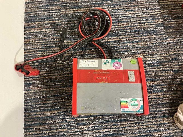 Belatron - 24v 50a - acculaders - 2016 - afbeelding 1 van  3