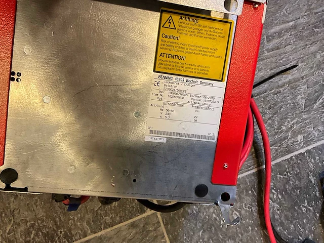 Belatron - 24v 50a - acculaders - 2019 - afbeelding 2 van  2