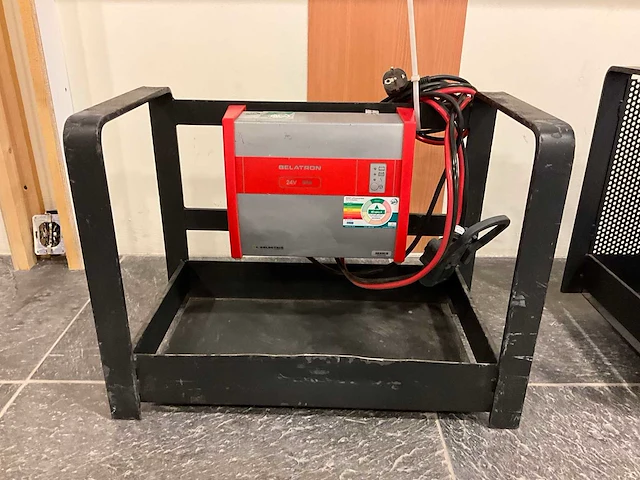 Belatron - 24v 50a huurbox - acculaders - 2018 - afbeelding 1 van  1