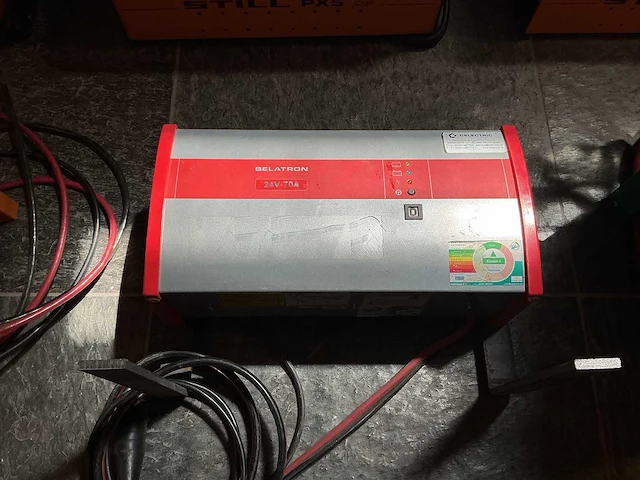 Belatron - 24v 70a - acculaders - 2016 - afbeelding 1 van  3