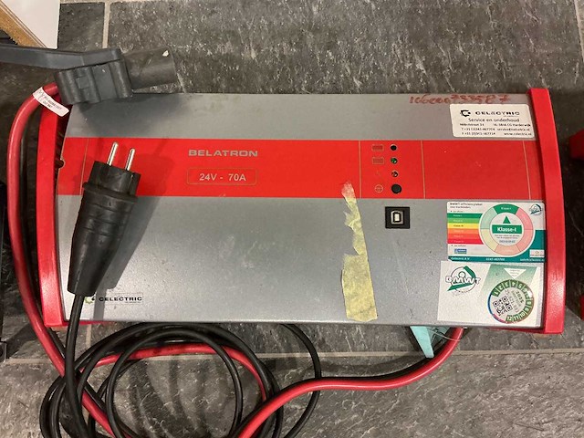 Belatron - 24v 70a - battery chargers - 2017 - afbeelding 1 van  2